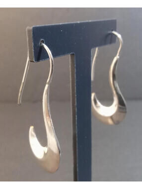 Sterling Silver 925 Puffy Teardrop Earrings Makers Marked Modernist Dangle Drop
